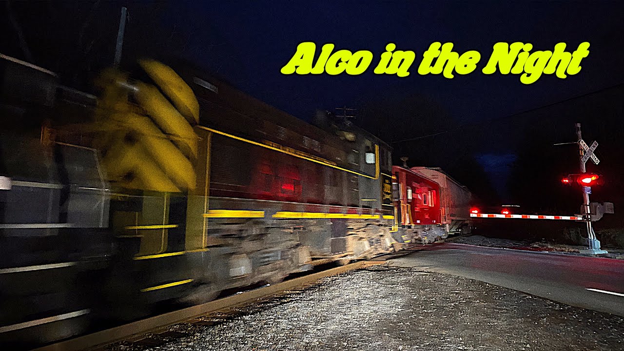 Паровоз Alco S2 на главной линии D&H!? Историческое перемещение парома: вагон 3021 и товарный ваг...