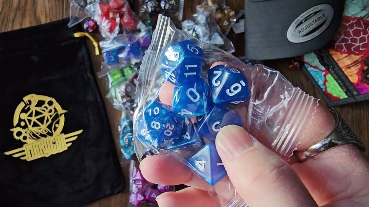 25 наборов кубиков для D&D за 23 доллара! В чём подвох?