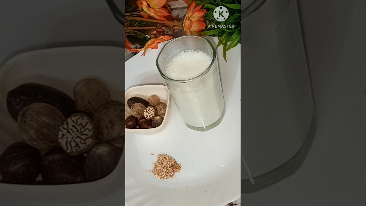 benefits of milk and nutmeg#health#recipe#food#jayfal#shorts