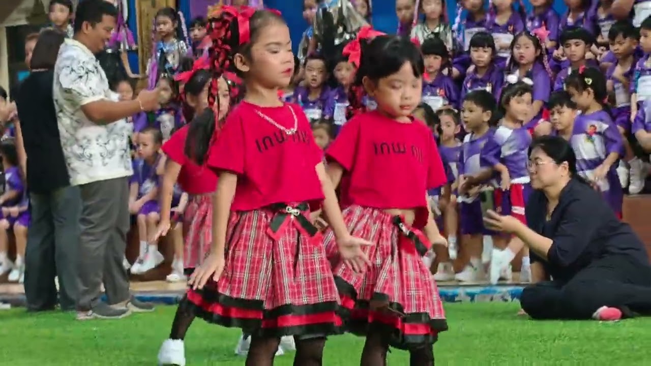 เปียโนเต้น งานกีฬาสี