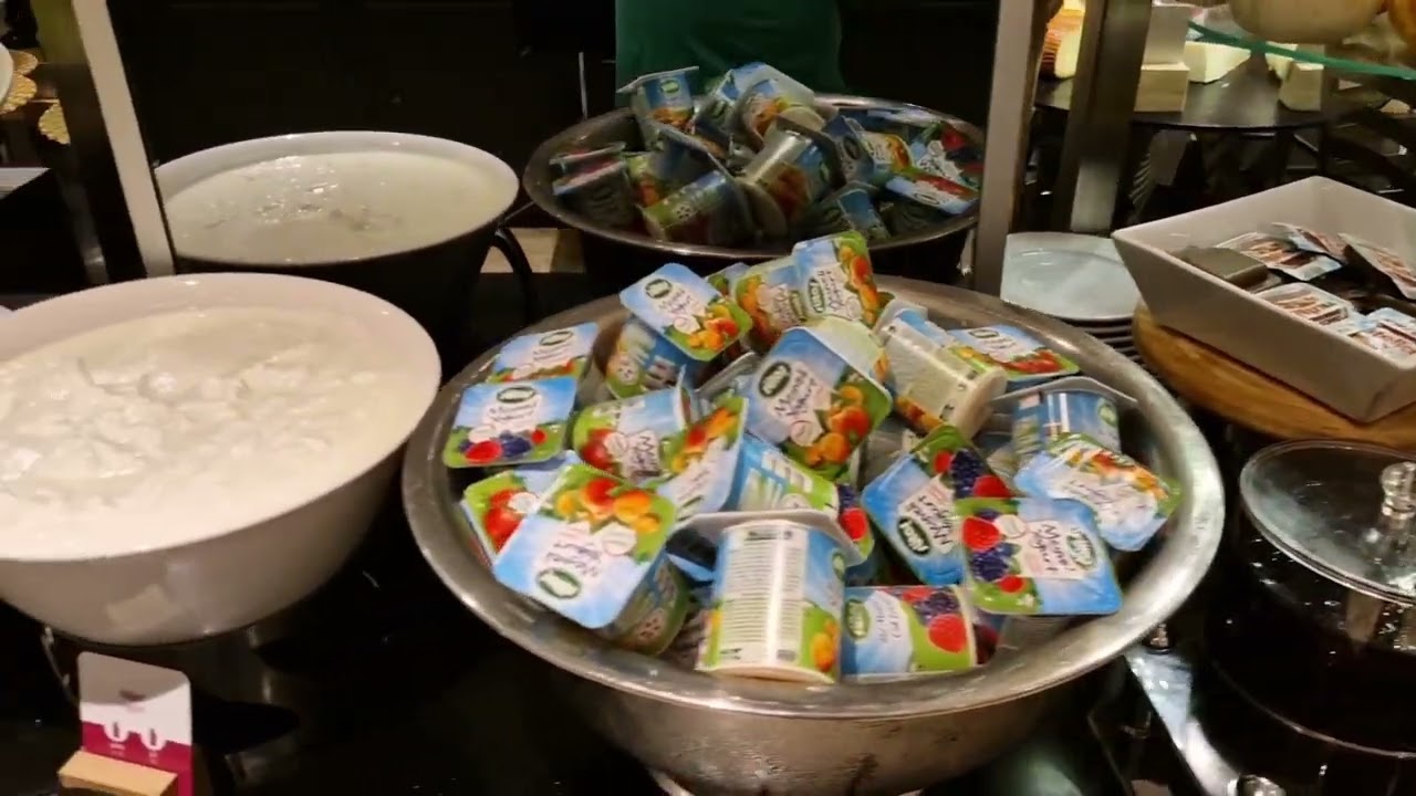 Crowne Plaza Istanbul Old City Breakfast