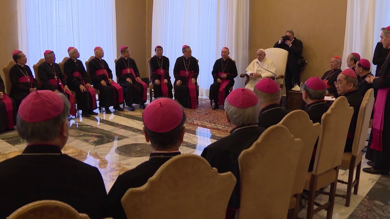 Pope Francis meets with bishops from Vietnam