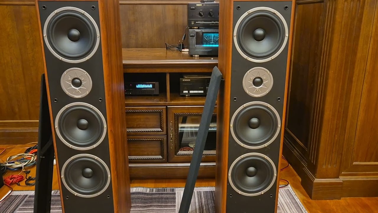 Magnat Monitor Supreme 1000