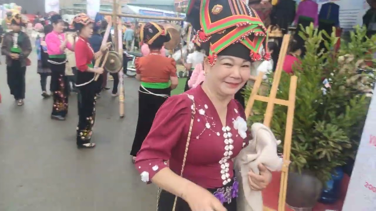 Lê hội hoa ban 