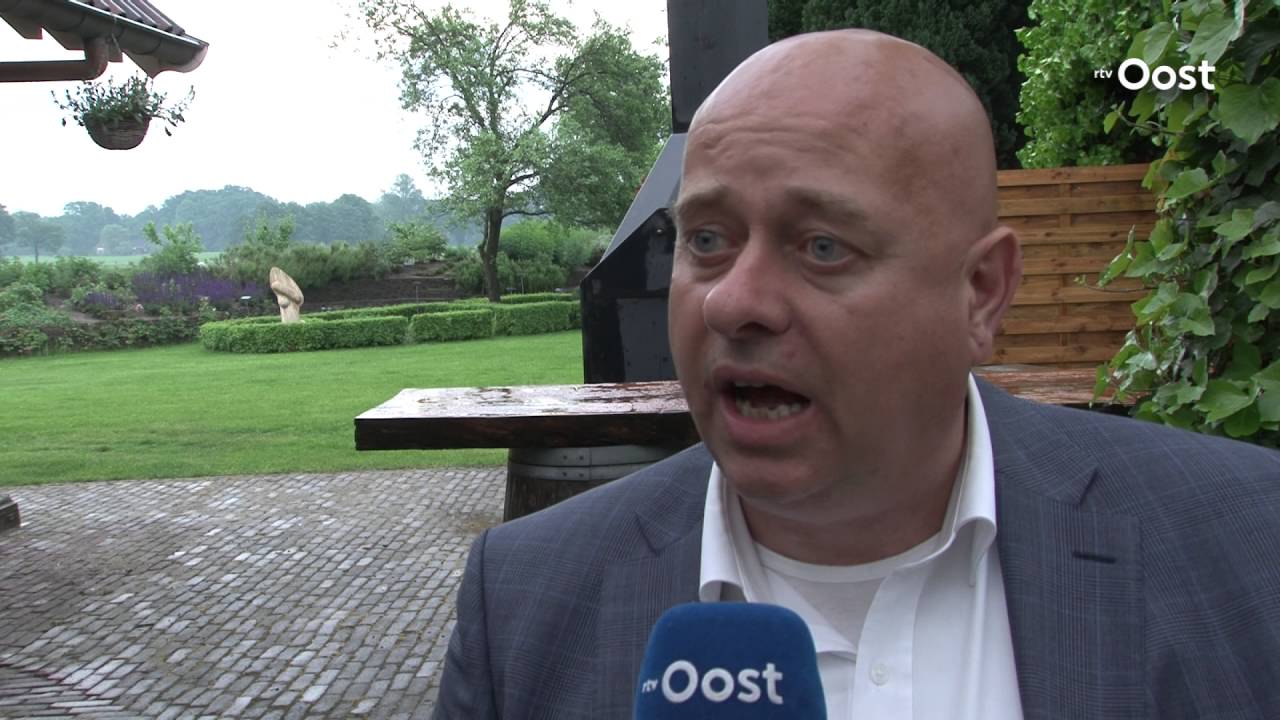 Teleurstelling met een traan door wegblijven Ajax uit De Lutte; 