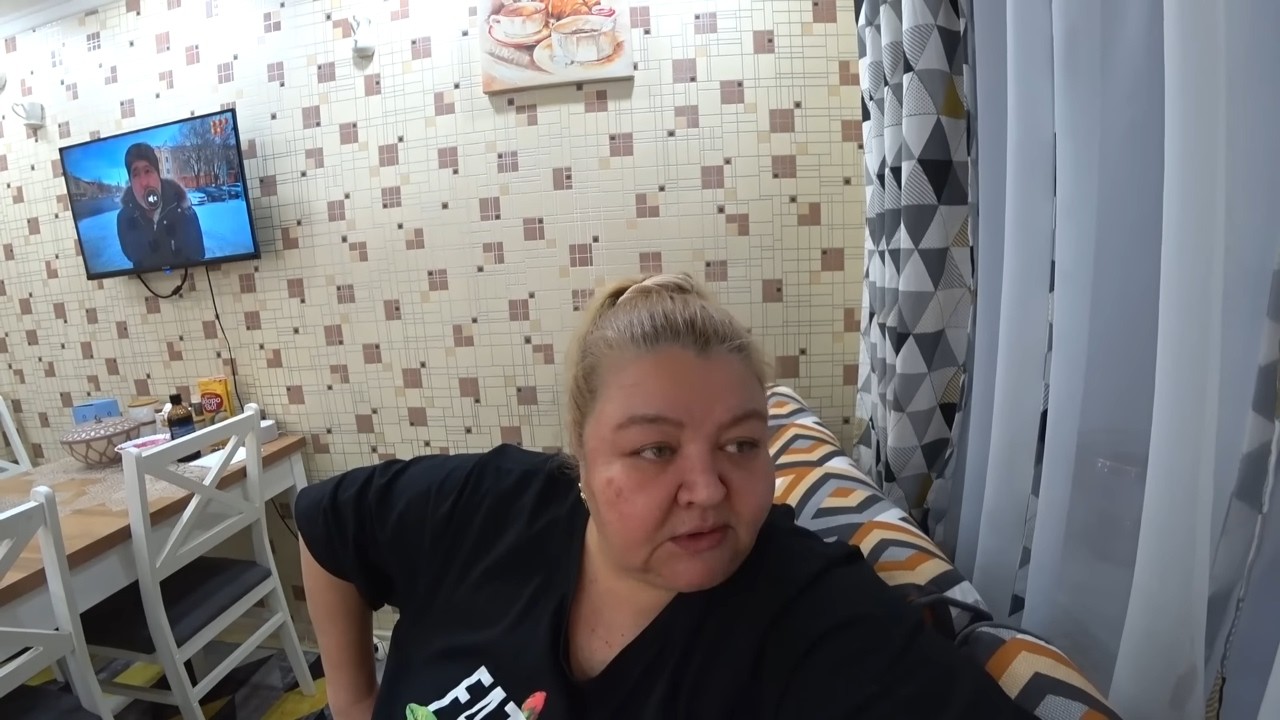 ВЛОГ/У НАС БУРАН И МОРОЗ/КАК ОТМЕТИЛИ 8 МАРТА/ВНУК МЕНЯ НАРИСОВАЛ/ДРАННИКИ И ЗАКУСОЧНАЯ КАПУСТКА