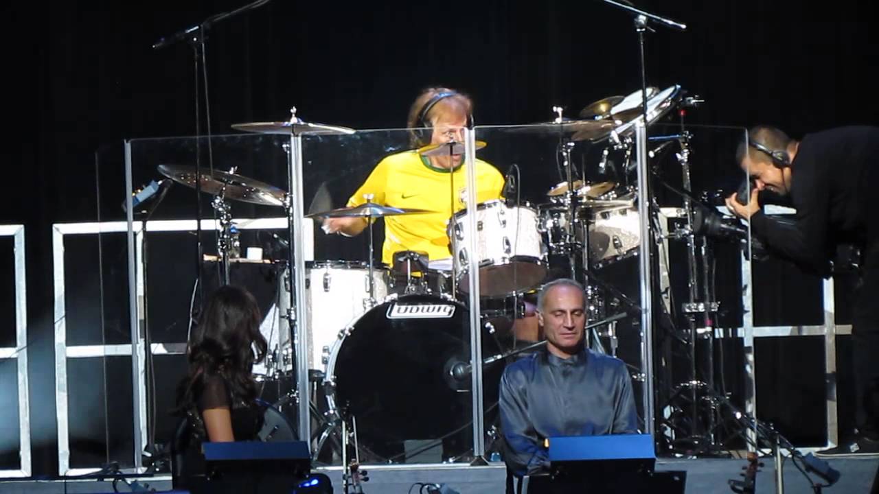 YANNI - RIO - Brazil 2014 - FANTASTIC Drums Solo by Charlie Adams