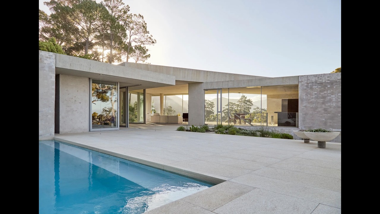 Chris Van Niekerk Designed Mountain House in Cape Town | JamesEdition