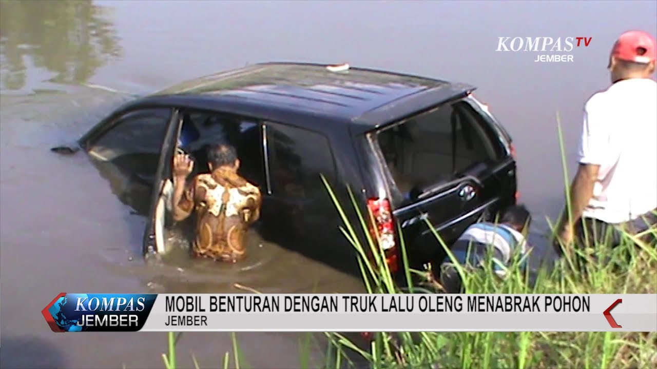 Mobil Rombongan Sisw SMA Terjun Ke Sungai Bondoyudo