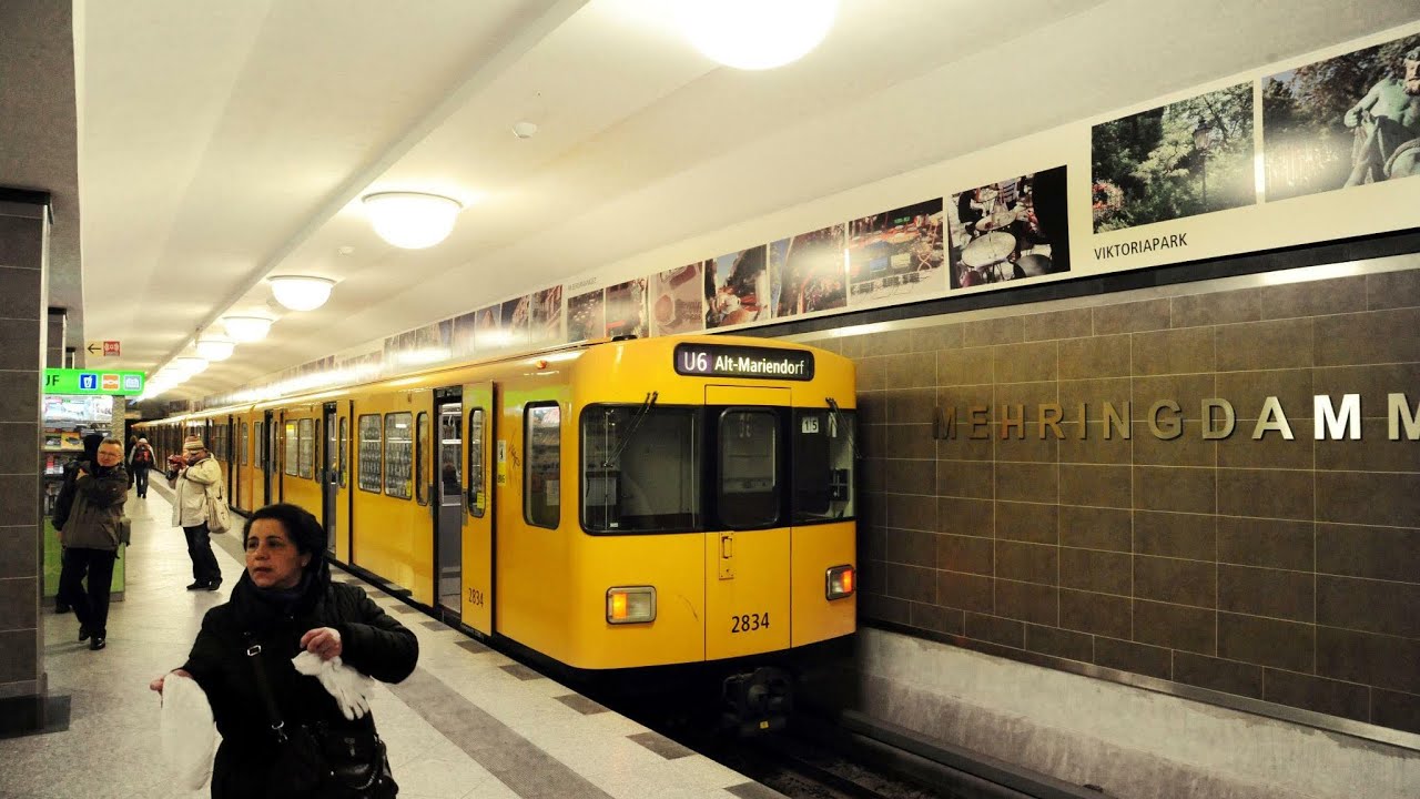 U-Bahn Berlin Mehringdamm U6 U7 Teil 1