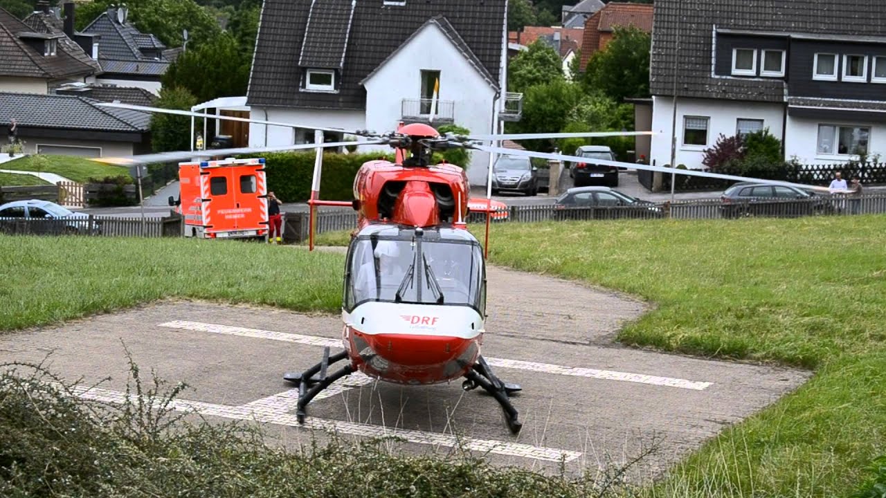 BK-117 DRF (D-HJJJ) Christoph Dortmund Start an der Paracelsiusklinim Hemer
