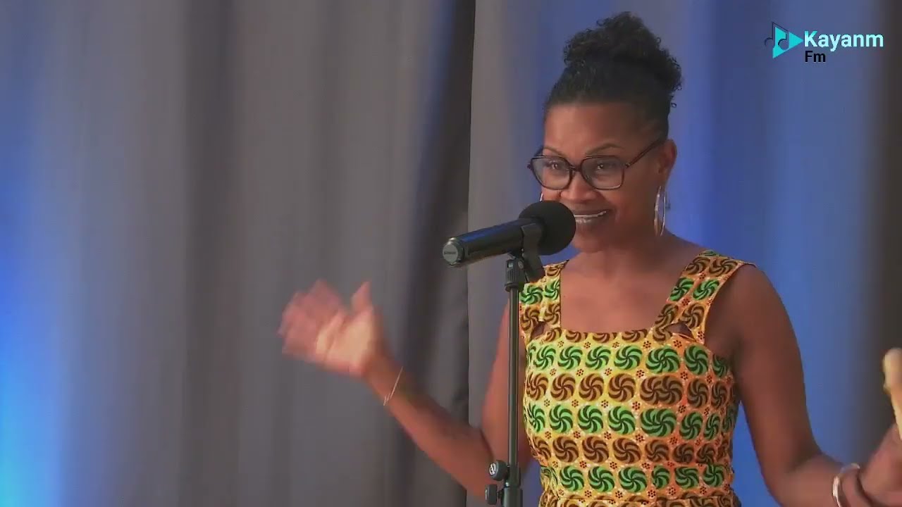 KAYANM FM Emmanuelle IVARA medley créole extrais  émission mélodie des îles