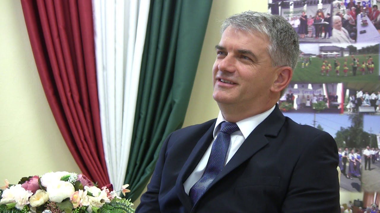 Kettő az egyben nagyközség Gávavencsellő