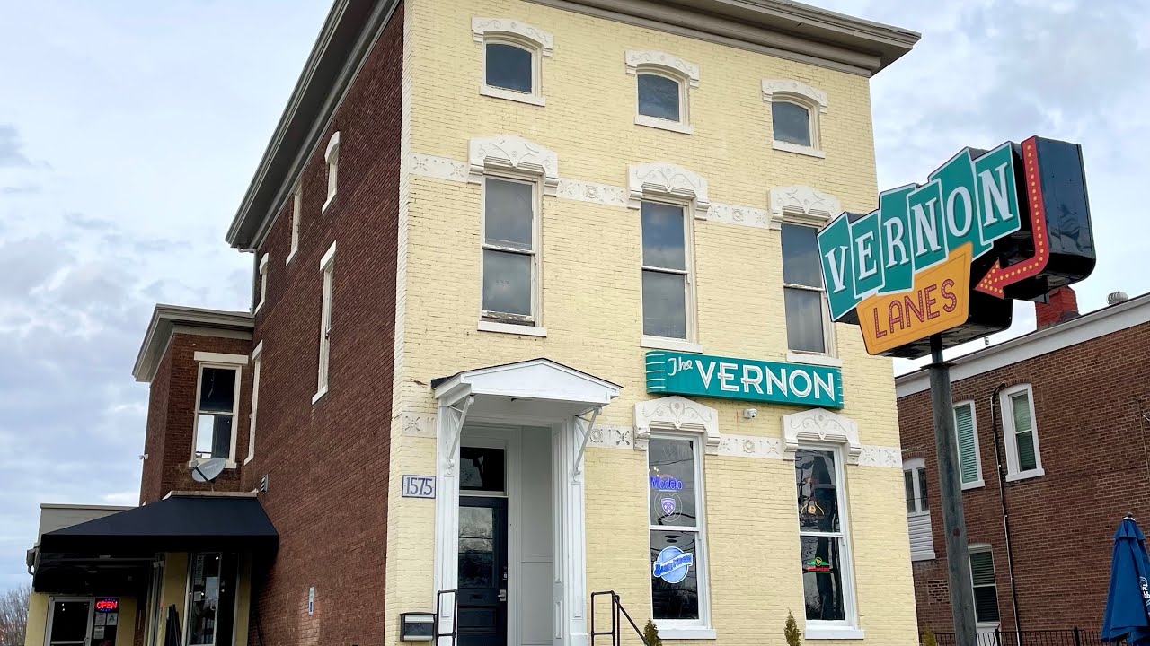 Vernon Lanes Restaurant Review (Louisville, Kentucky)