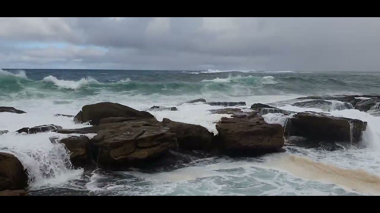 #coogee #beach #bath #waves #sydney #australia