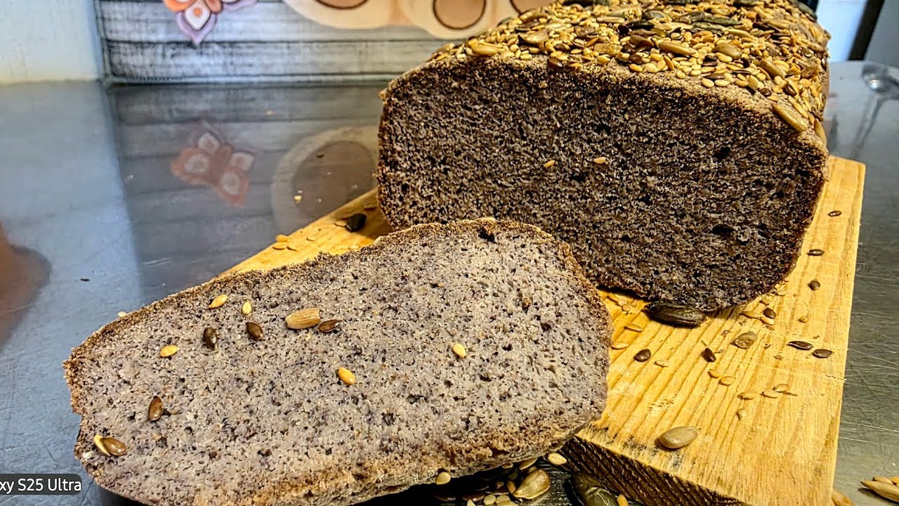 Pane con farina di mandorle e albume
