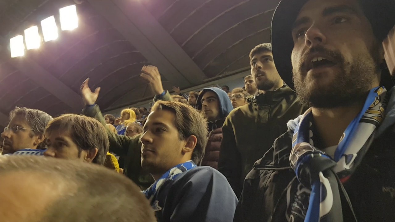 Fanáticos del Alavés en el Sadar #alavesontour