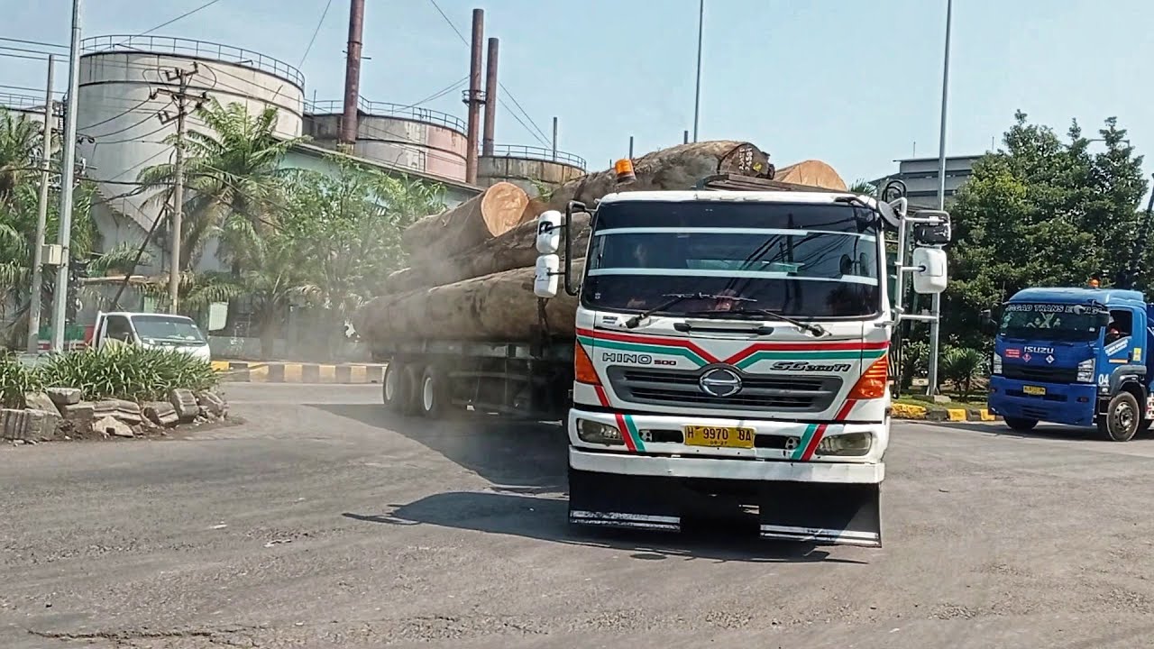 Pos 4 Panas🔥 | Truck Around Port Of Tanjung Emas Semarang | Juli 2023 •