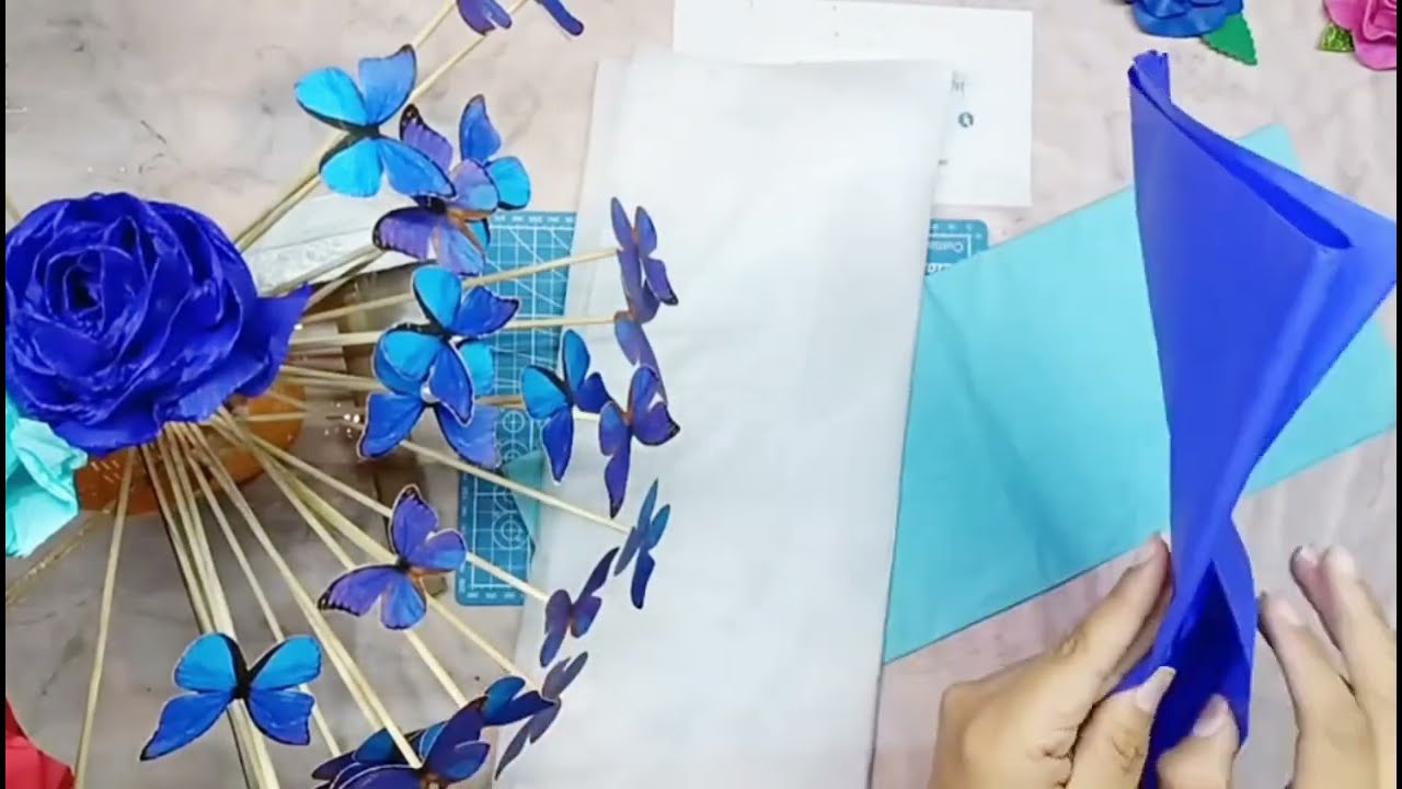 Como hacer un ramos de mariposas 💐🦋💙 #ramos #bouquet #manualidades #crafts #craft