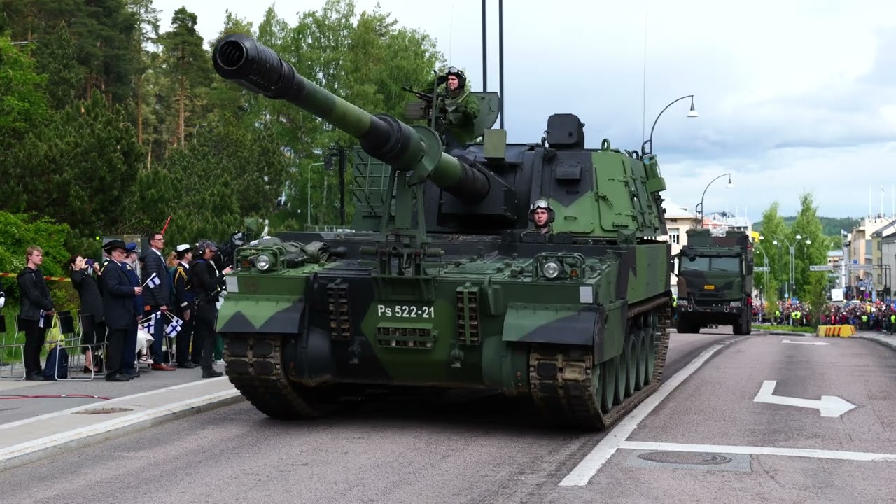 Puolustusvoimain lippujuhlap&auml;iv&auml;n paraati 2023 - Jyv&auml;skyl&auml;