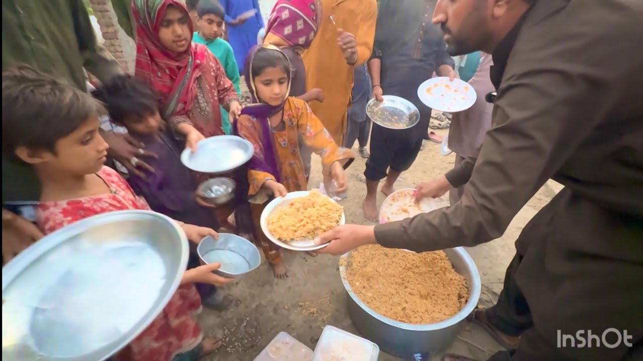 Aftar Ka Program Aur Village K sada Log