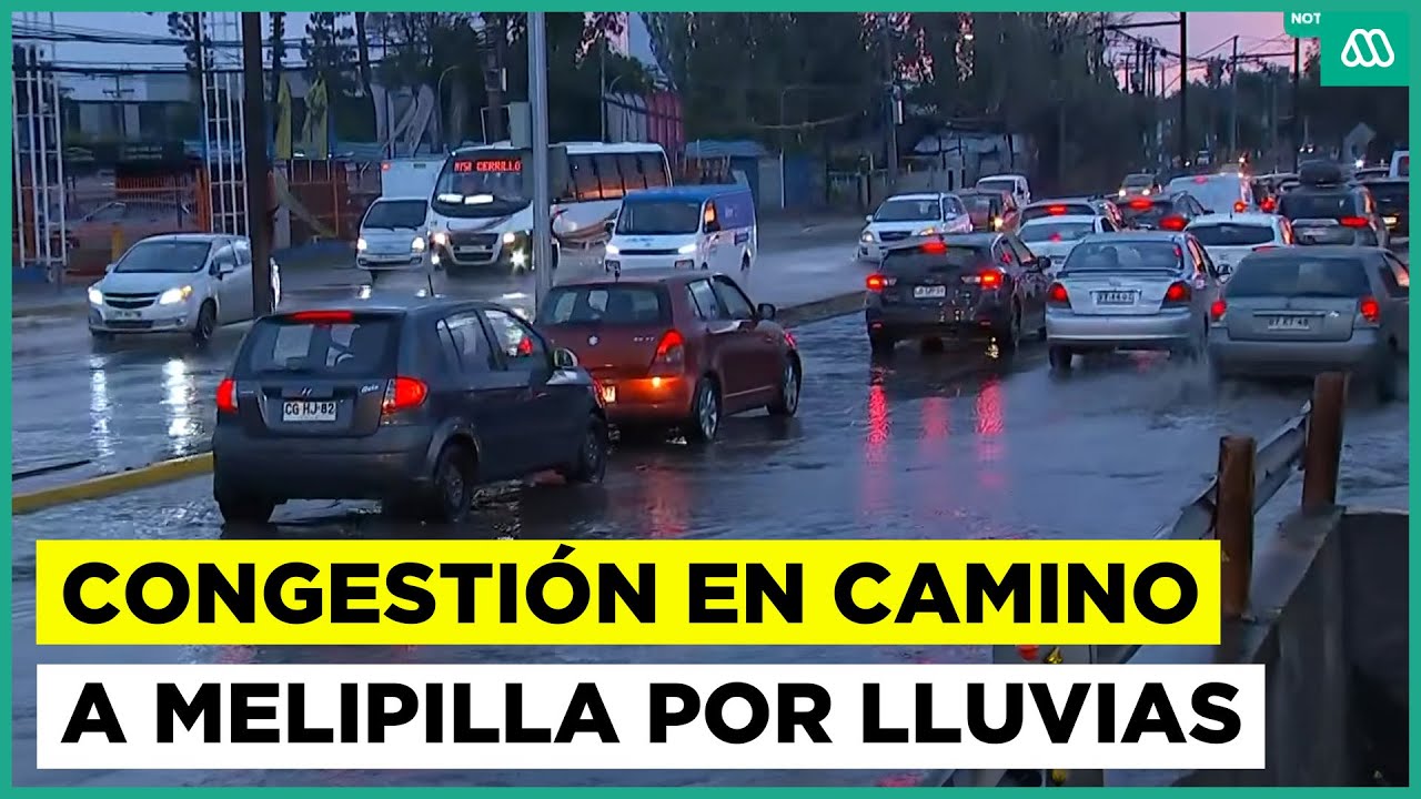 Intensas lluvias en Maipú dejan varios vehículos varados en Camino a Melipilla