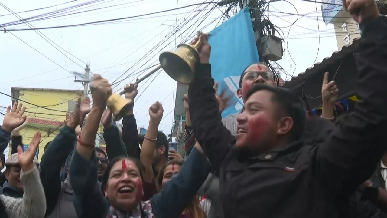 Nepal election: supporters of Shah's RSP rally as early trends show lead | AFP