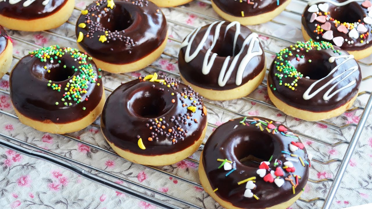 Пышные пончики в духовке. Пончики с шоколадом | Lush donuts in the oven. Donuts with chocolate