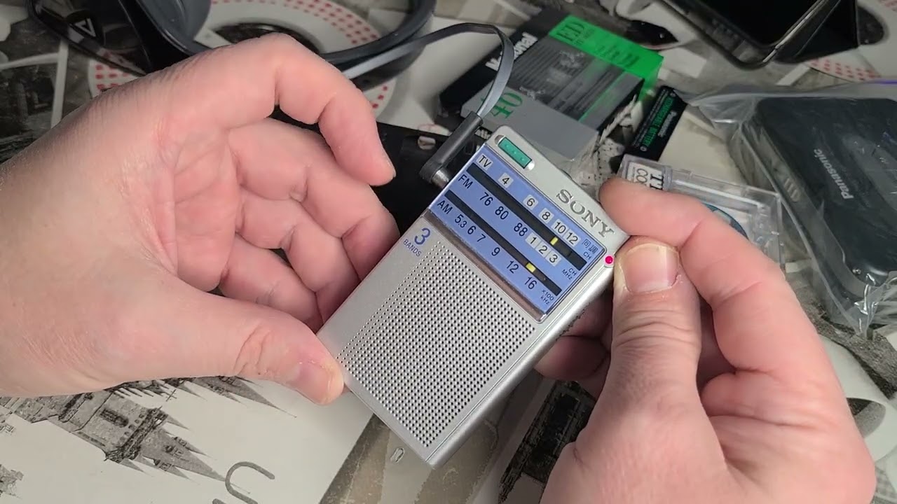 Small pocket radio SONY ICF-T55V (Demo)