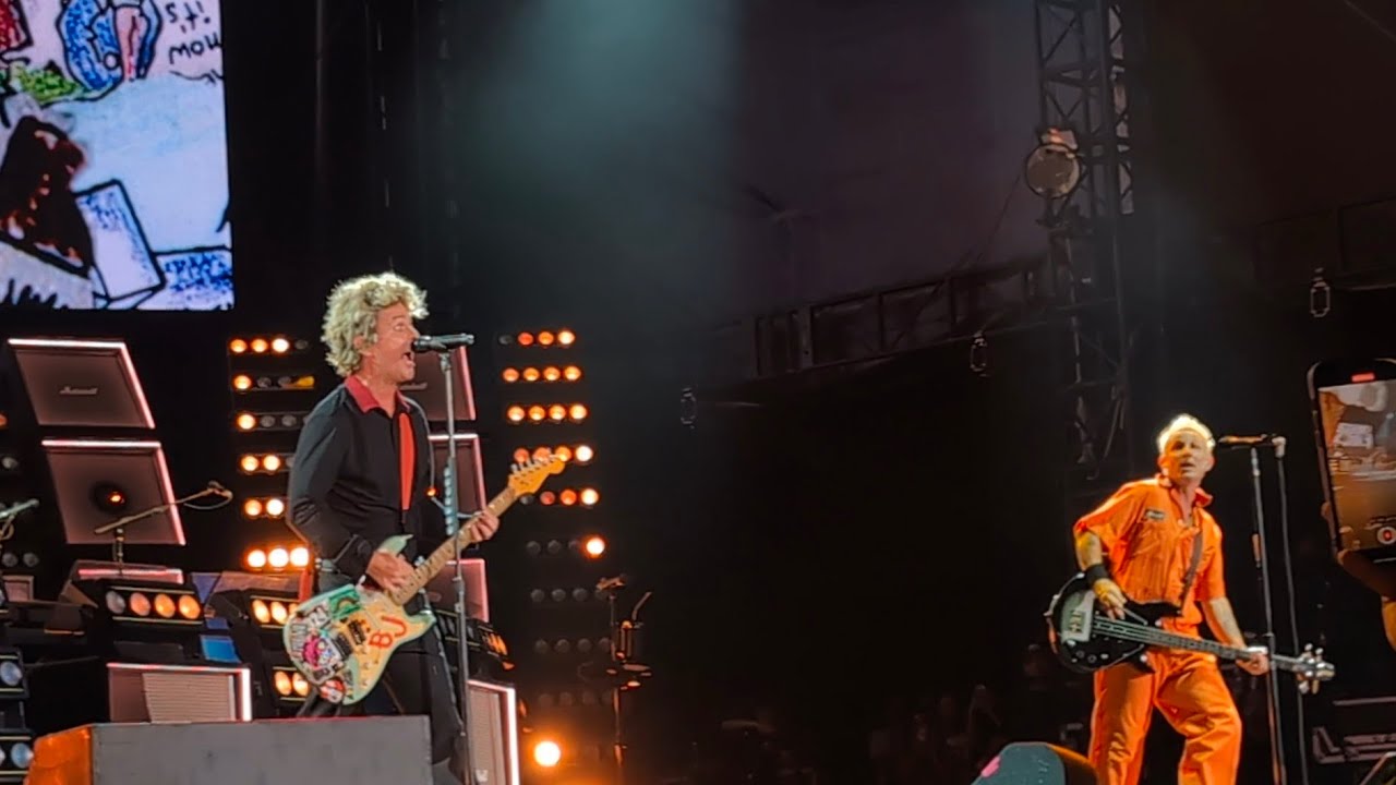 Green Day BURNOUT Live from the Pit 08-05-2024 Citi Field NYC 4K