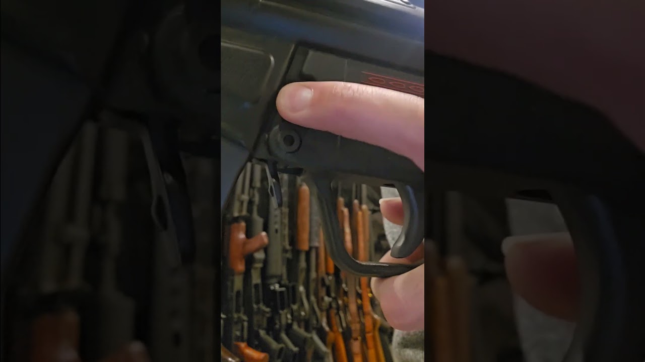 How do  you mag change your mp5? #mp5