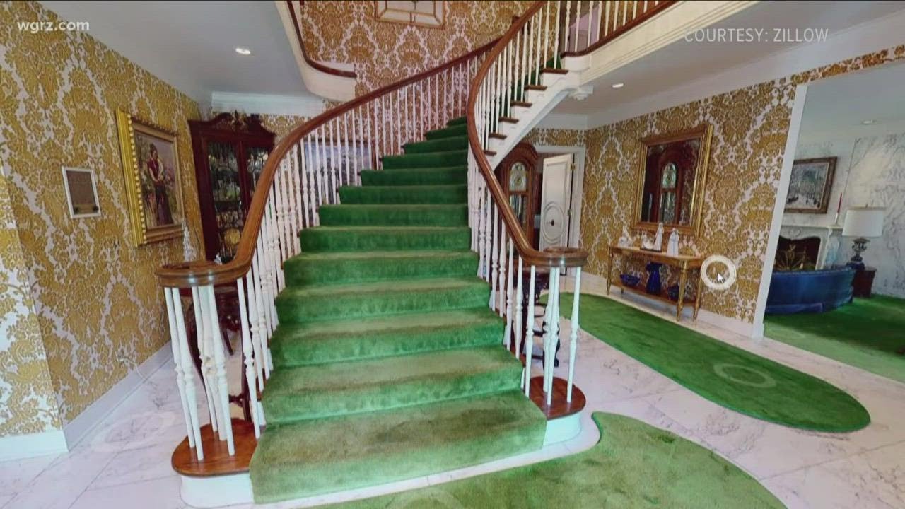 $1.6 million Lockport home for sale goes viral for its character