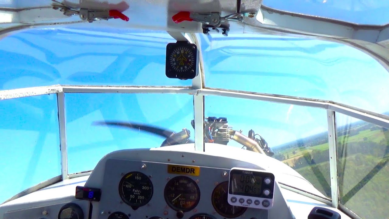 Flying On Board SIEBEL Si 202 HUMMEL