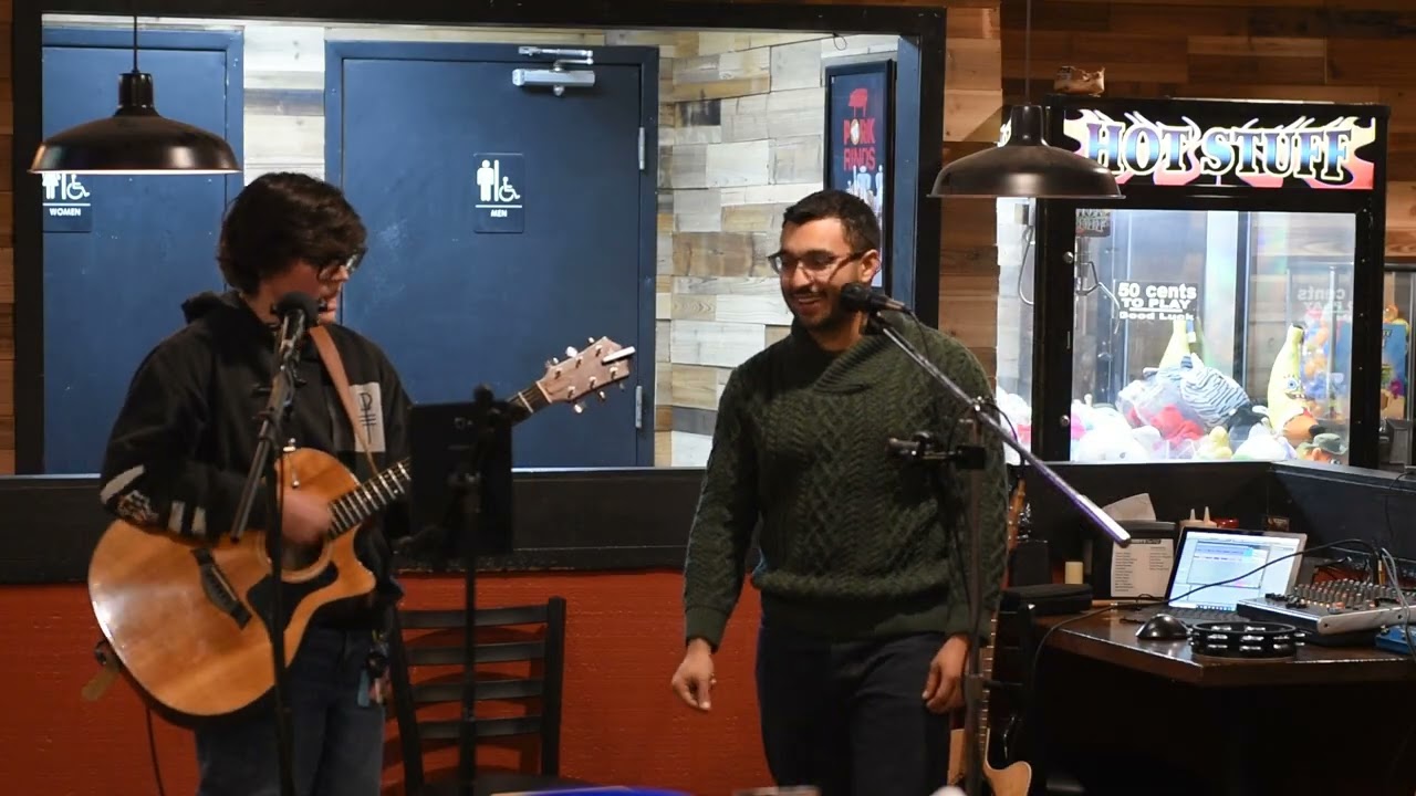 Woody's BBQ Open Mic night