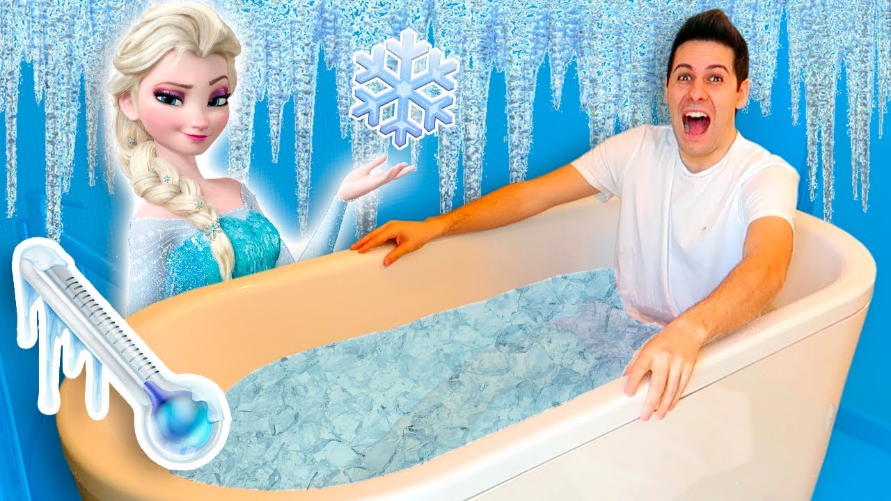 BAGNO IN UNA VASCA PIENA DI ACQUA E GHIACCIO! (Ice Bath Challenge)