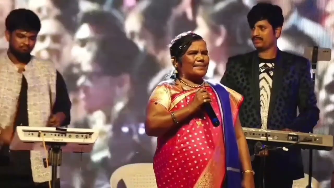 bhima bhima tuch aamchi shaan aahe | Kadutai Kharat Live Concert |