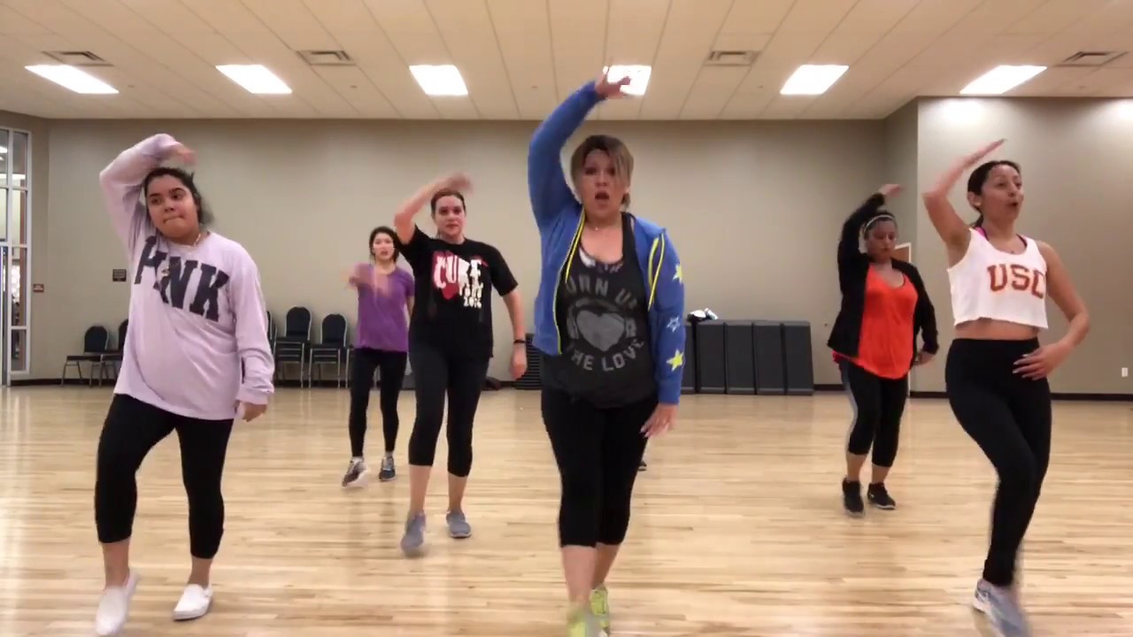 Zumba with Jennie - I Know You Want Me (Calle Ocho)