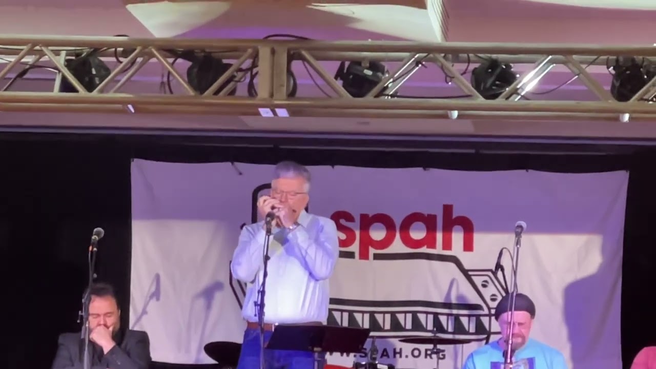 Dr. Chris Bauer performs at the 2025 SPAH Gospel show! ♥️🎶🙏