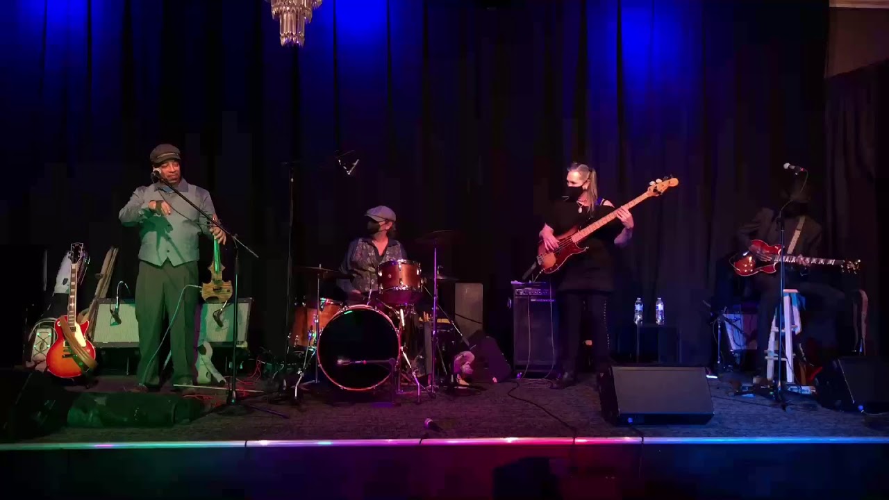 Dazzle Presents: The Lionel Young Band