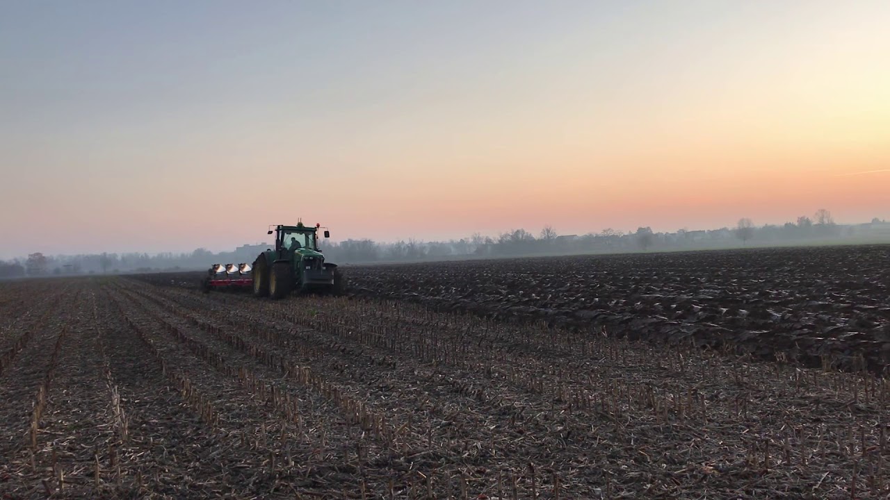 John Deere 8220 kverneland i-plough #1