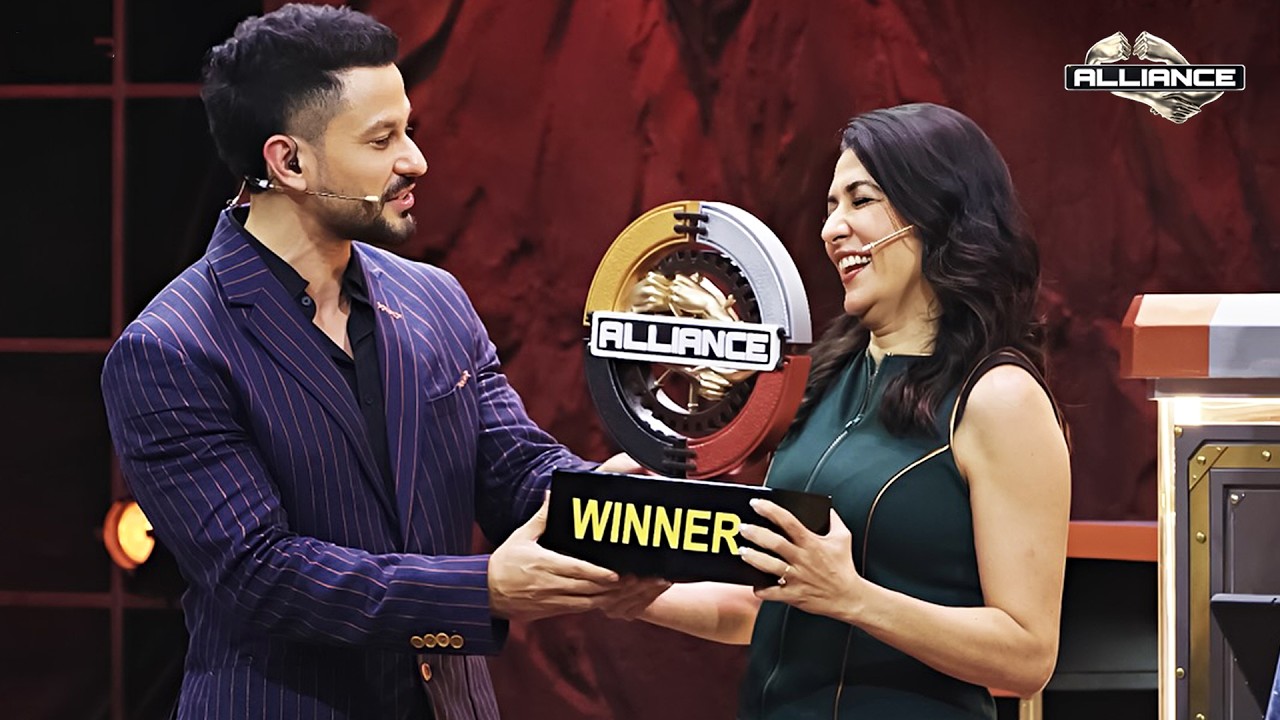 Mini Mathur WINS Alliance Season 1 | Winning Moment | Lifts Trophy & Takes Home ₹50 Lakh Prize
