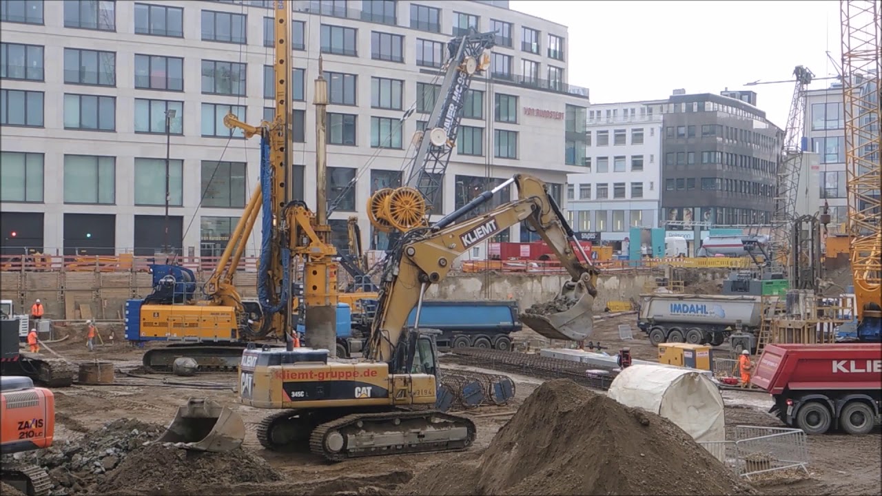 120 Tonnen Bauer Raupenkran und noch ein paar Maschinen