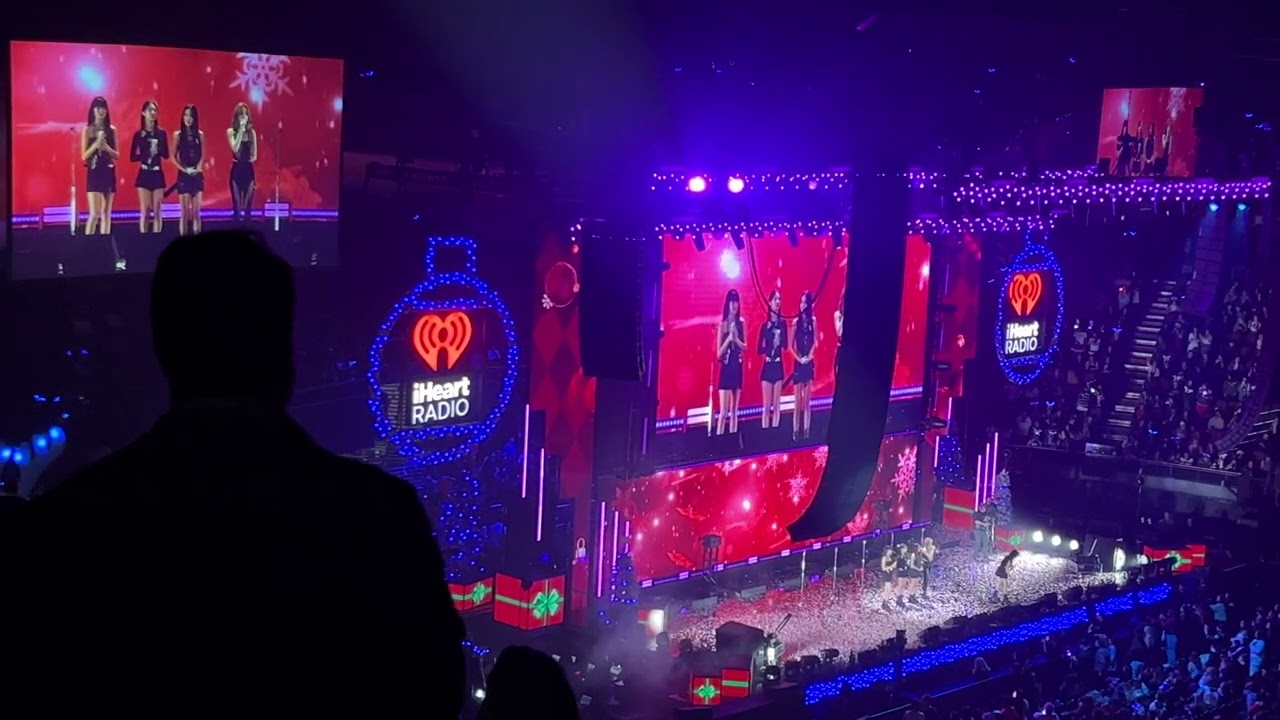 Jingle Ball - (G)I-DLE (여자)아이들. iHeartRadio 2023 (4K)