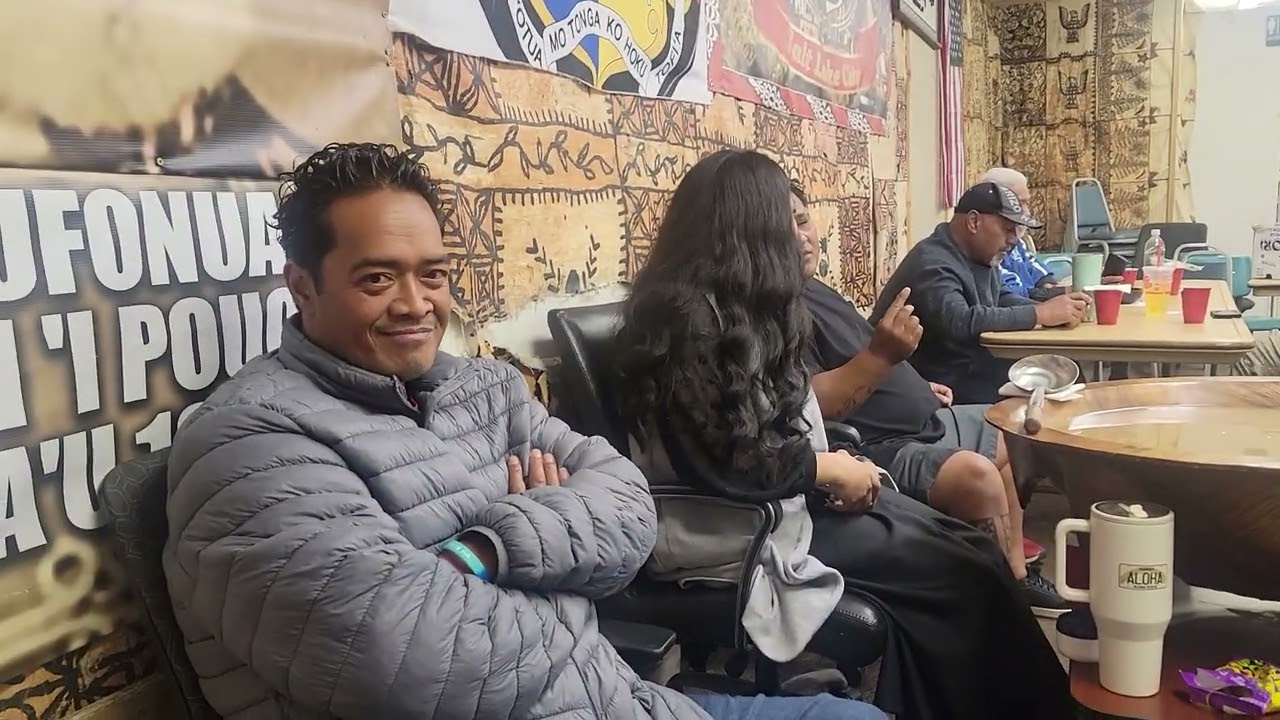 Oku ou vakai ha maama