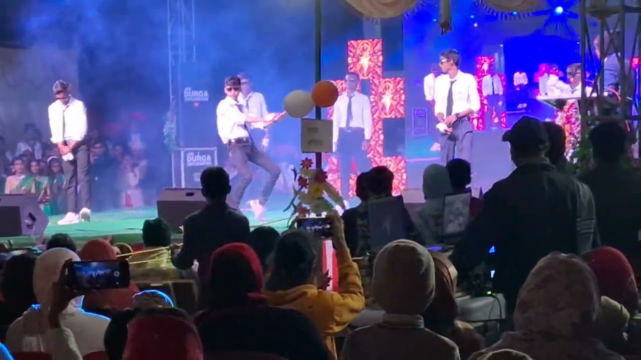 REWA INTERNATIONAL HIGHER SECONDARY SCHOOL REWA ( M.P )FUNNY DANCE PERFORMANCE