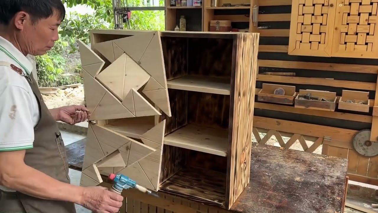 Reusing Wooden Pallets In A Design Concept // Wall-mounted Cabinet With A Unique Opening Mechanism