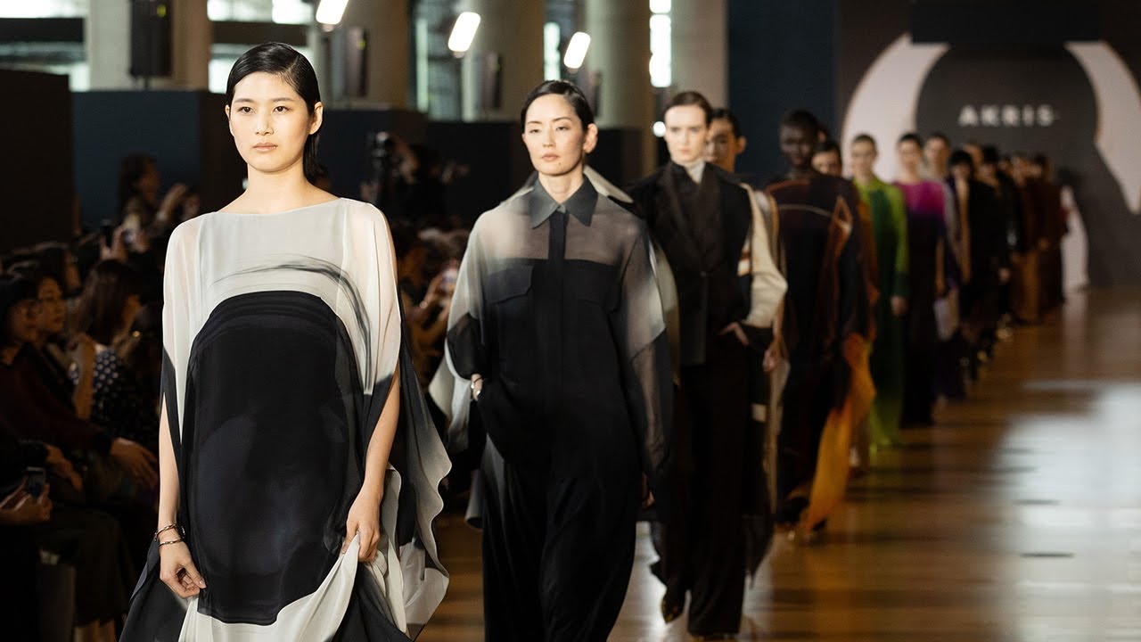 Akris 2024  Fall Winter Collection Show in Tokyo