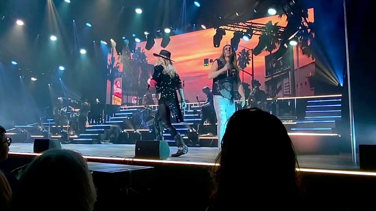 Here I go again/Don´t stop believin´ - Oh, what a night Kinnarps arena Jönköping 15/2-20.