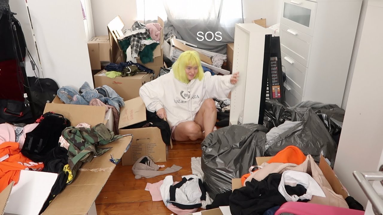 reorganizing the messiest room ever (entire closet and makeup)