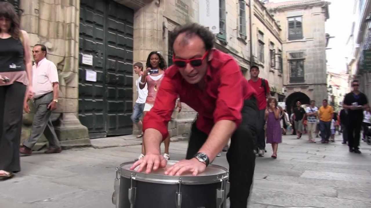 PERFORMANCE FOR TRACTOR AND DRUMSET